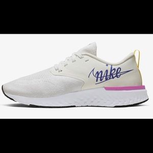 Nike Odyssey React Flyknit 2